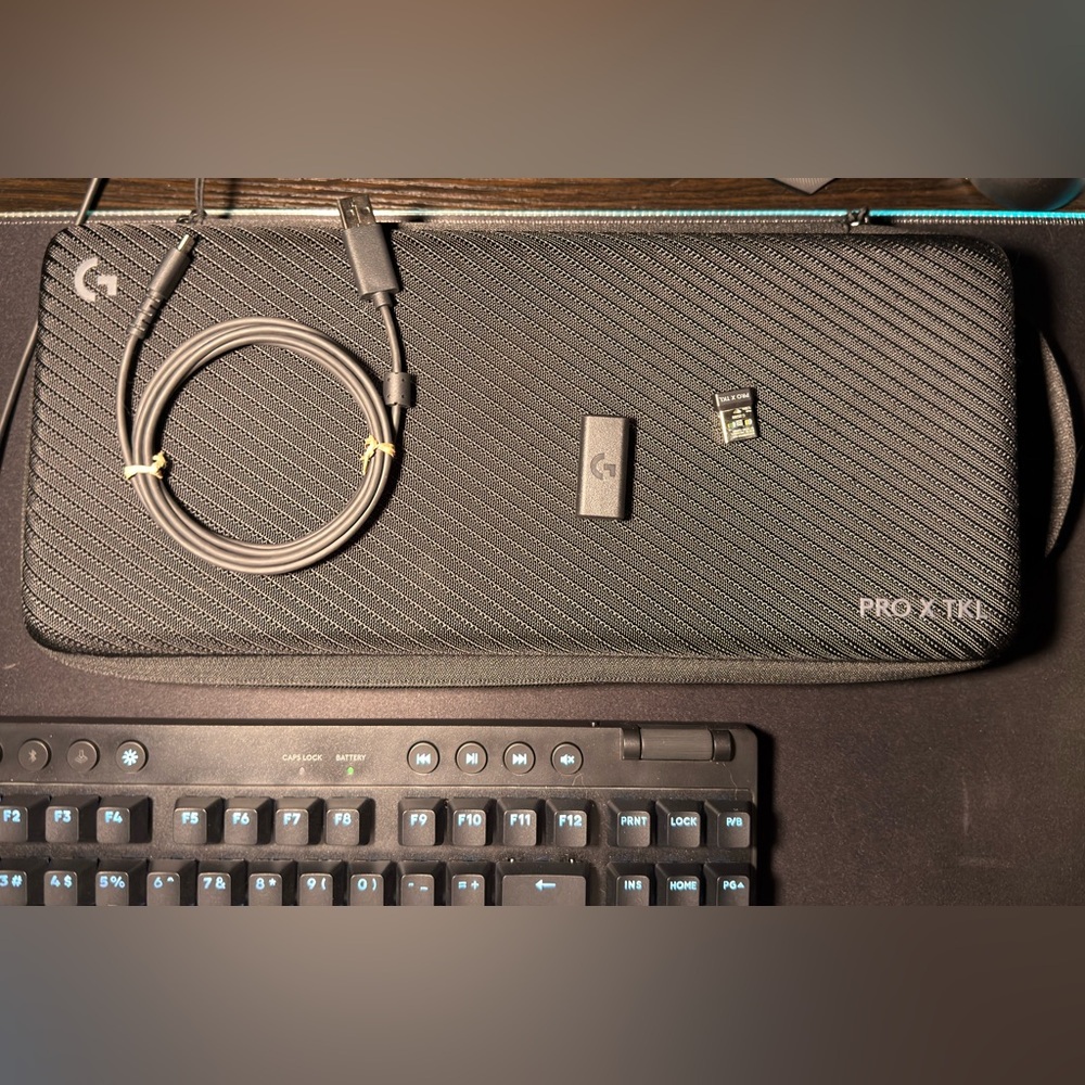 Logitech Gaming Keyboard - Picture 2 of 2